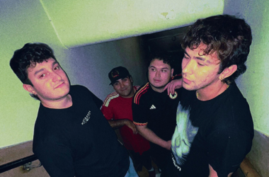 Tus Nuevos Mejores Amigos, banda pop punk de Chillán, presenta su sencillo "mi vida"